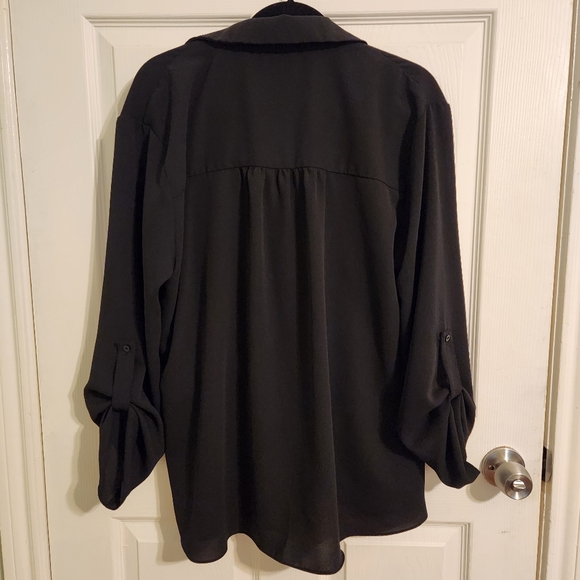 NWOT Everleigh XL Twist Front Patch Pocket Blouse - Picture 2 of 4